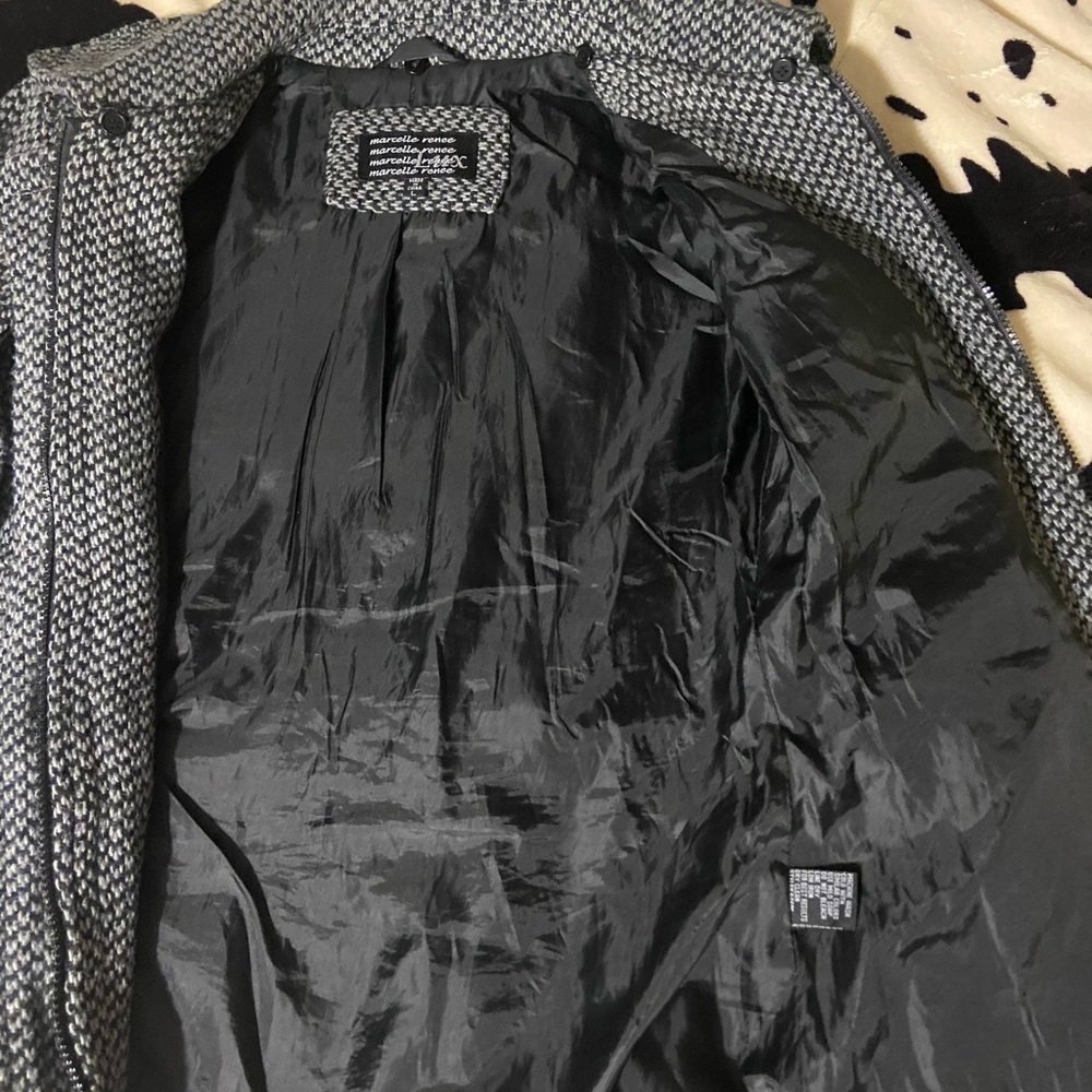 Jacket - Picture 2 of 3